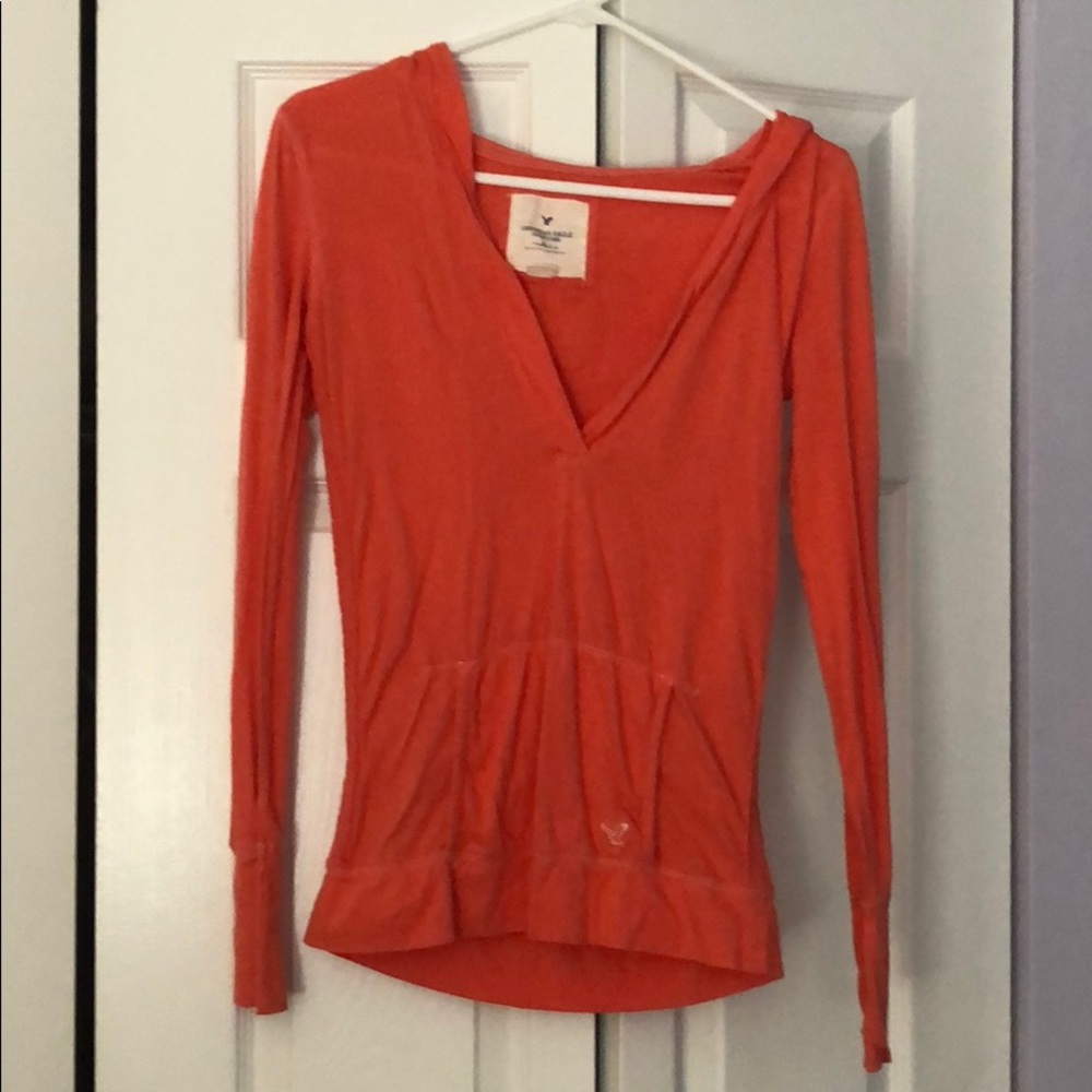 AEO long sleeve shirt w hood